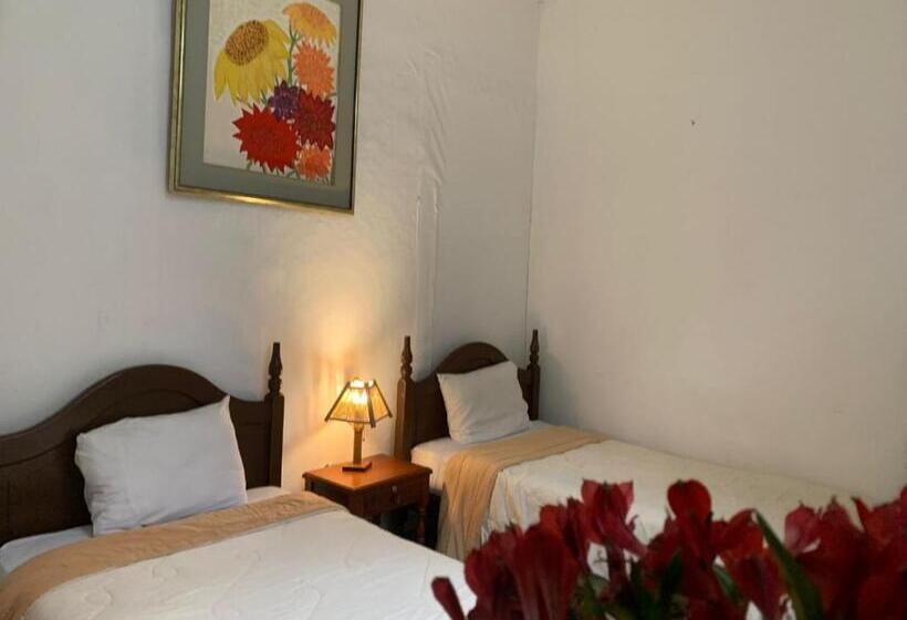 تختخواب و صبحانه Casa Macondo