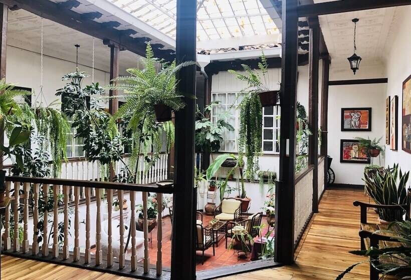 تختخواب و صبحانه Casa Macondo