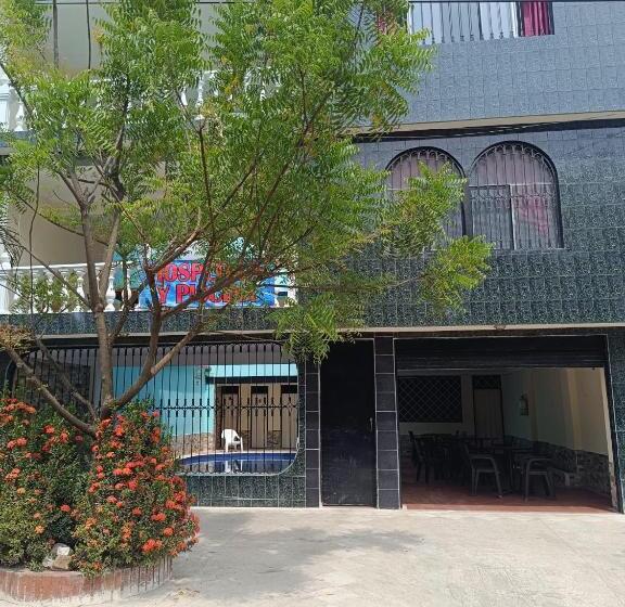 هتل کپسول Cambulos House