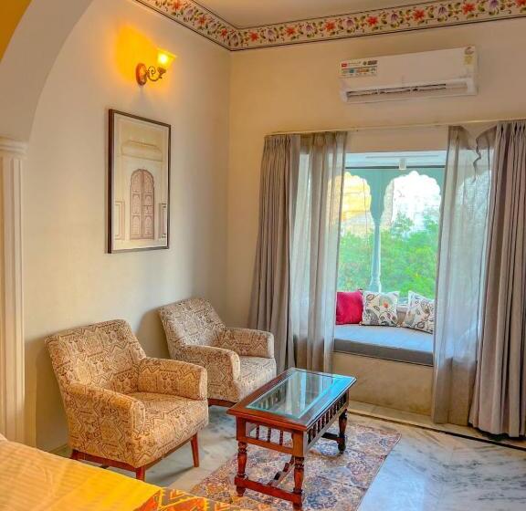 هتل Dyore House By Bharat Mahal Palace