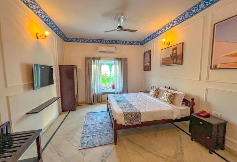 هتل Dyore House By Bharat Mahal Palace
