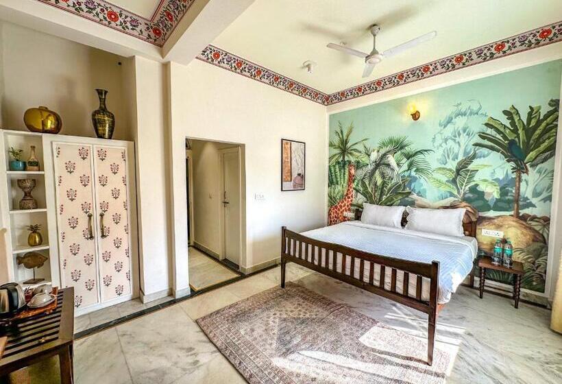 هتل Dyore House By Bharat Mahal Palace