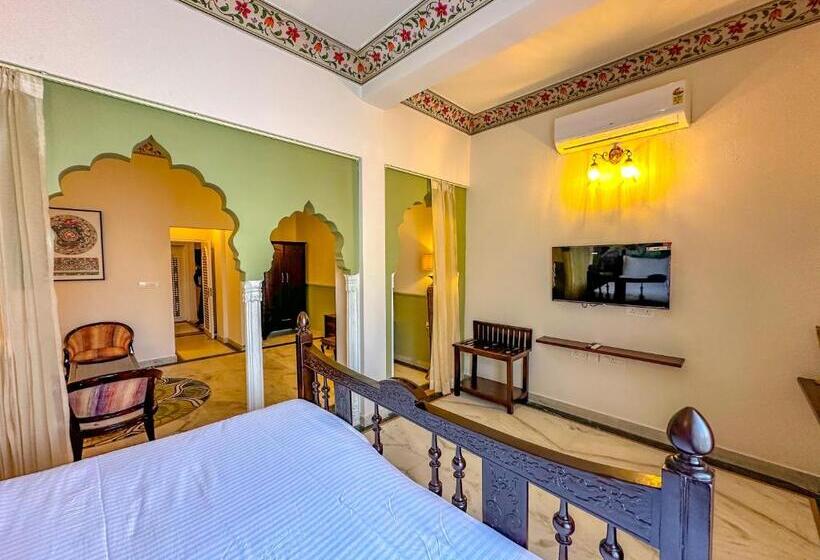 هتل Dyore House By Bharat Mahal Palace