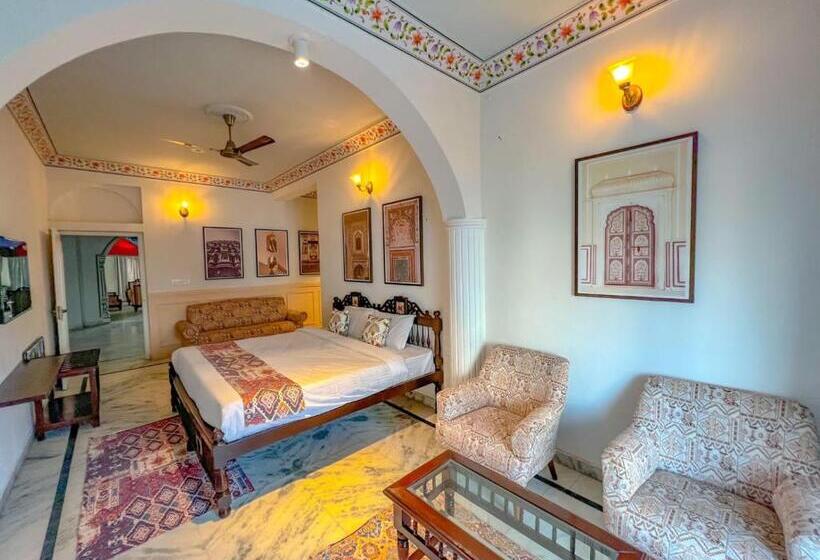 هتل Dyore House By Bharat Mahal Palace