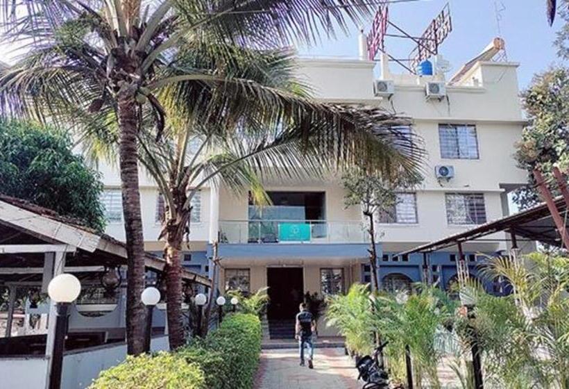 Fabhotel Green Valley I