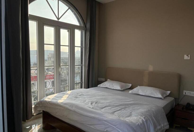 فندق Hari Leela Fort View Palace
