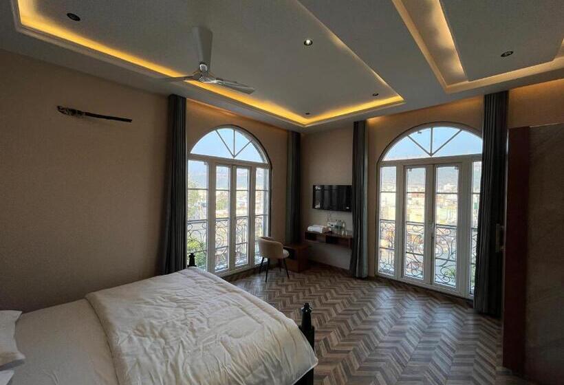 فندق Hari Leela Fort View Palace