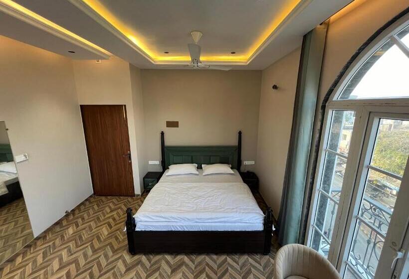 فندق Hari Leela Fort View Palace