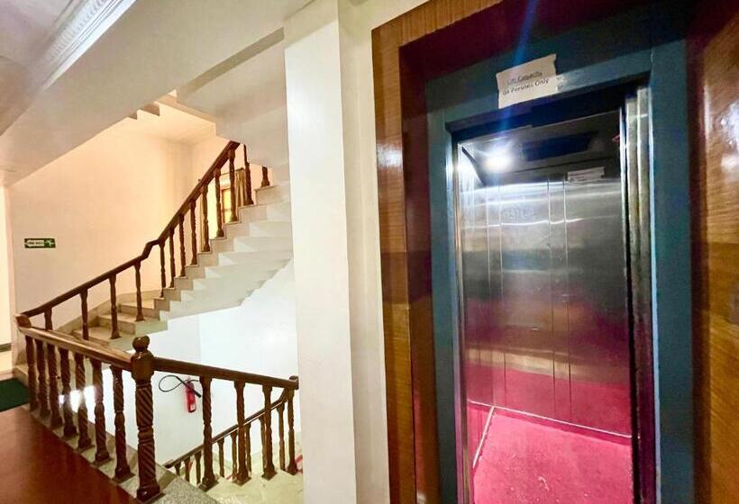 هتل Naren Palace
