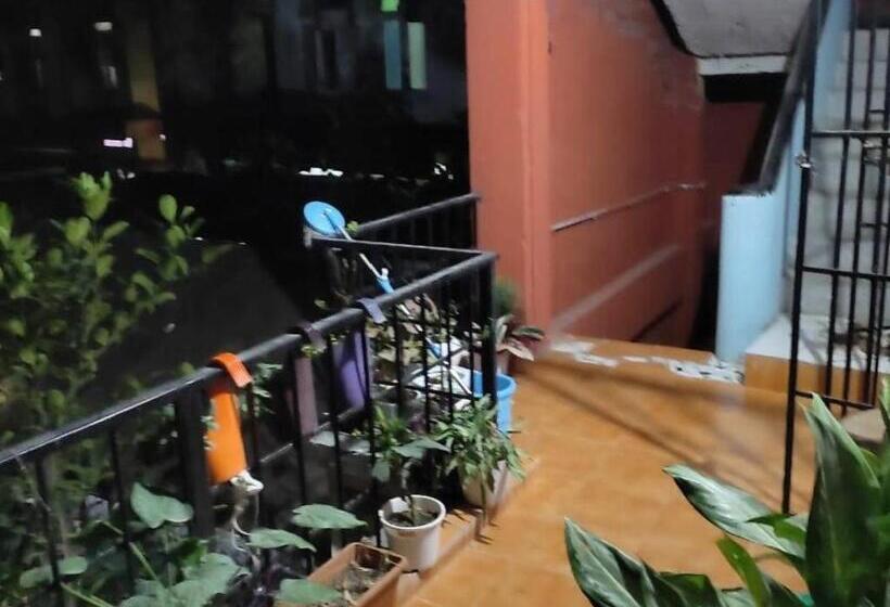 هتل Premium Night Stay