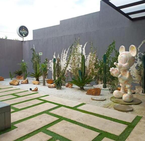 هتل Suites Lounge La Viga