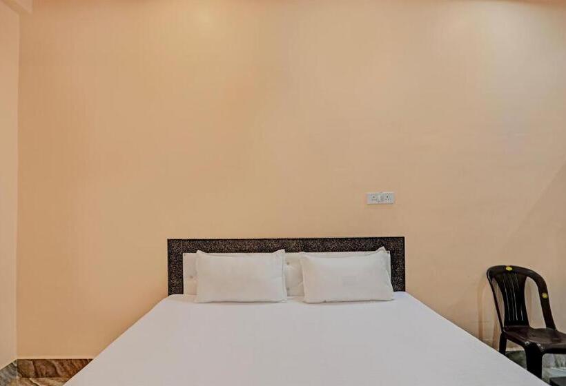 Oyo Mayur Hotel & Guest House