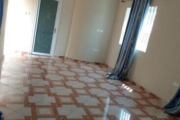 پانسیون Abj Guest House