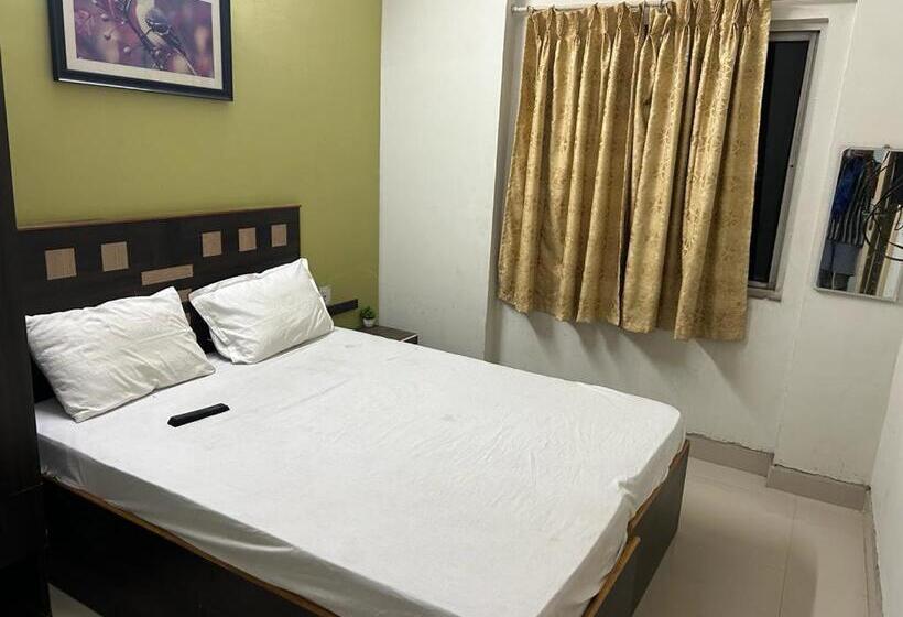 پانسیون Elite Inn