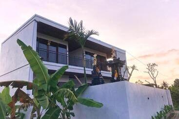 پانسیون Henrynatha Guesthouse