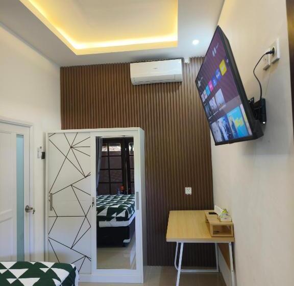 پانسیون Justin Guest House