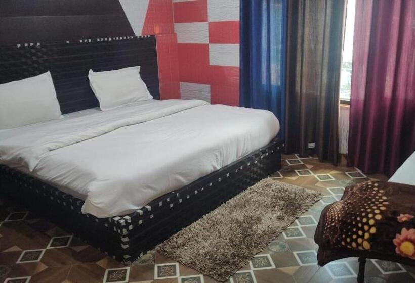 펜션 Rupali Home Stay