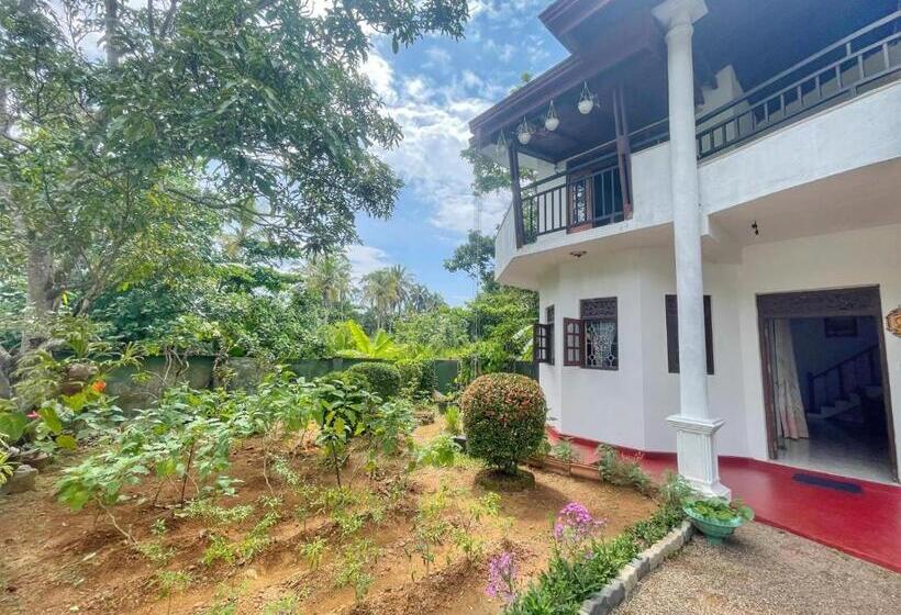 膳宿费 The Beach Gate Villa