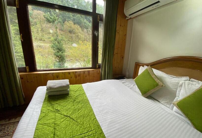 Курорт The River Front Luxury Cottage By Stay Pattern