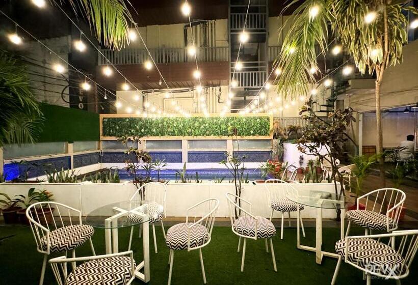 فندق صغير The Wraveler Tapovan Rooms And Dorms
