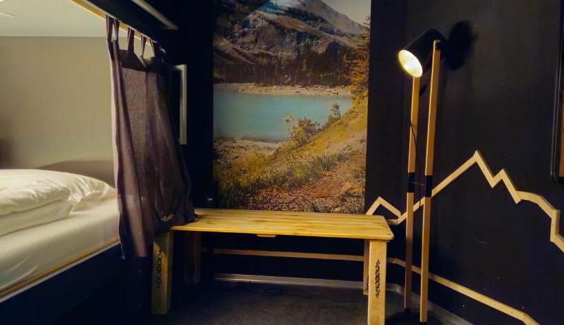 Capsule Hotel   Chapter Lucerne