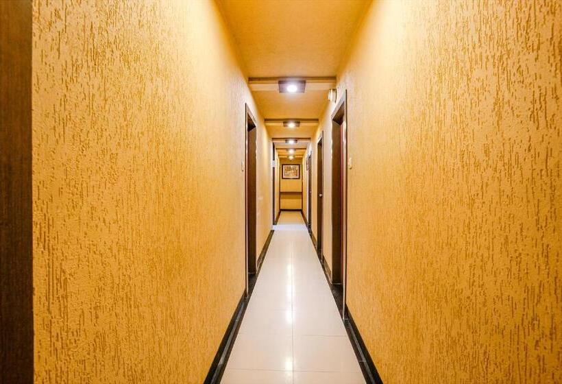 Fabhotel Samrat