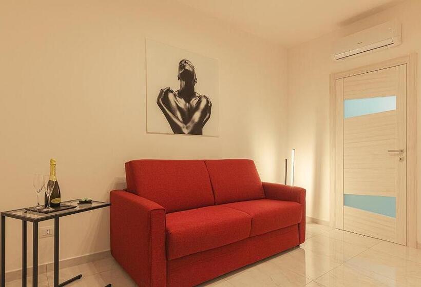 Gladius B&b