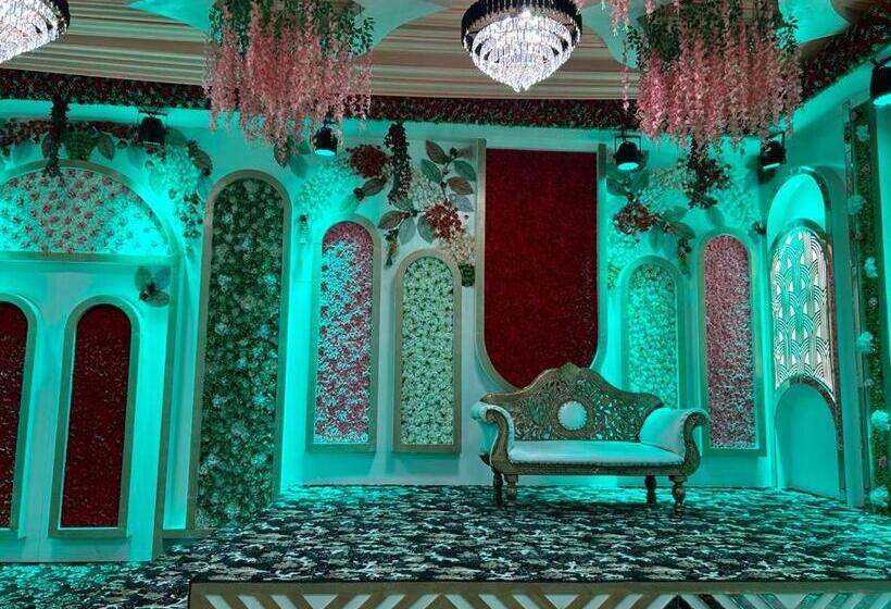 Отель 4 Seasons Resort By Jain Residency