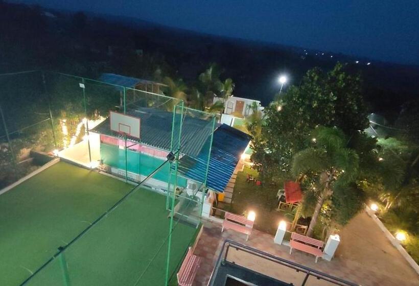 فندق Dr Bhoir Farm & Resort