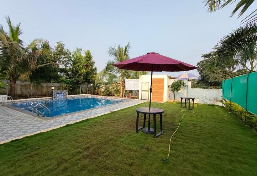 فندق Dr Bhoir Farm & Resort