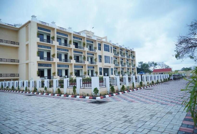 בית מלון כפרי Kp Palace
