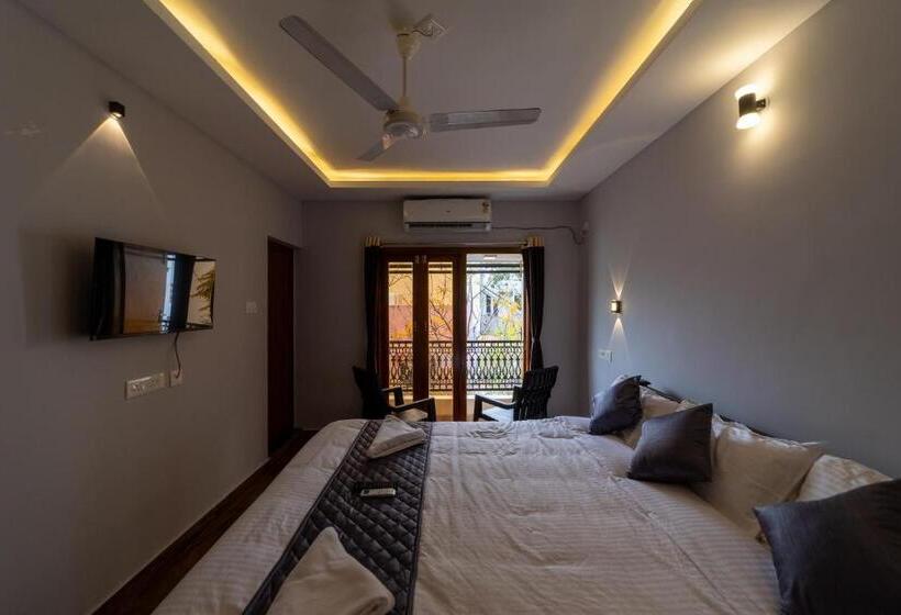 هتل Lax Residency, White Town, Pondicherry