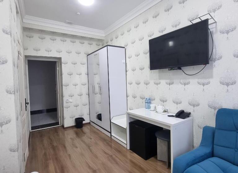 בית מלון כפרי Parvoz