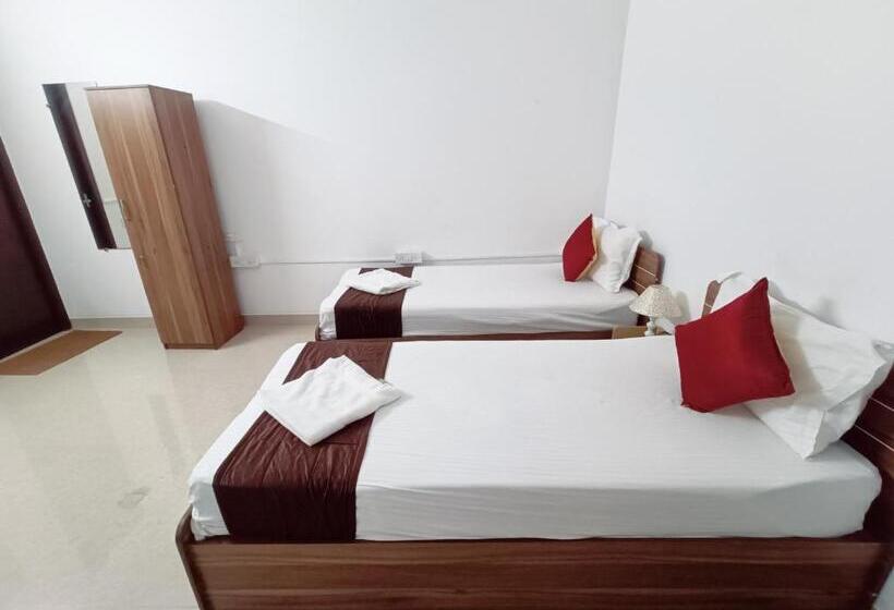هتل Ramya Residency Porur