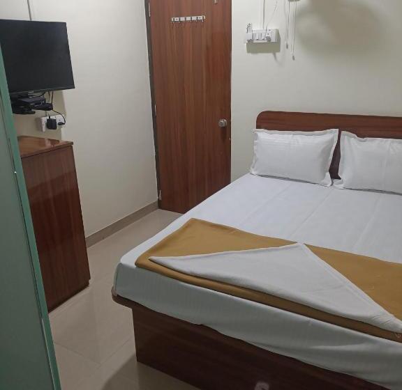 فندق Sai Inn Lodge