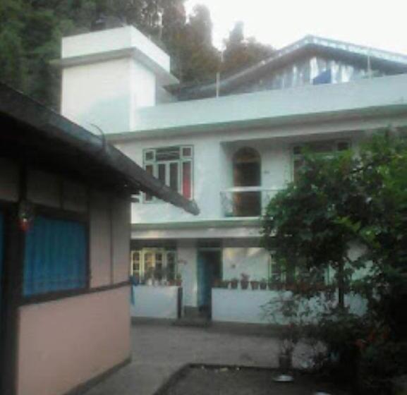 فندق Shiva S Homestay   Hidden Paradise On Earth , Reshi