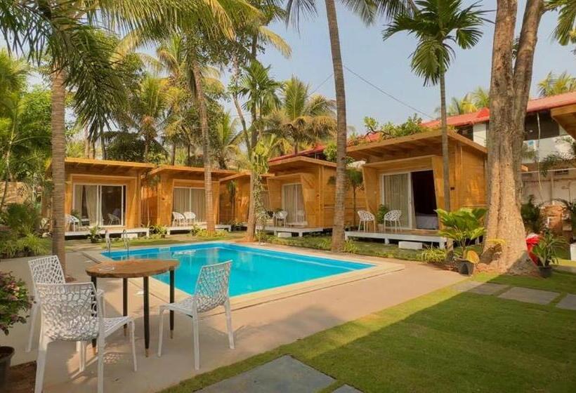 호텔 The Nine Beach Resort