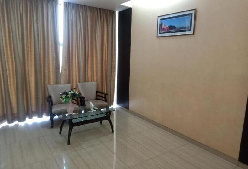 בית מלון כפרי Vits Select Grand Inn, Ratnagiri