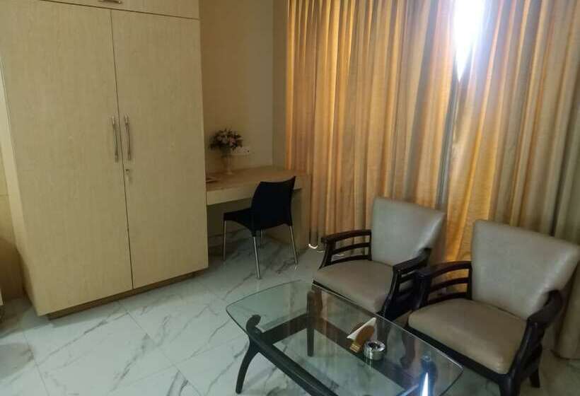 בית מלון כפרי Vits Select Grand Inn, Ratnagiri