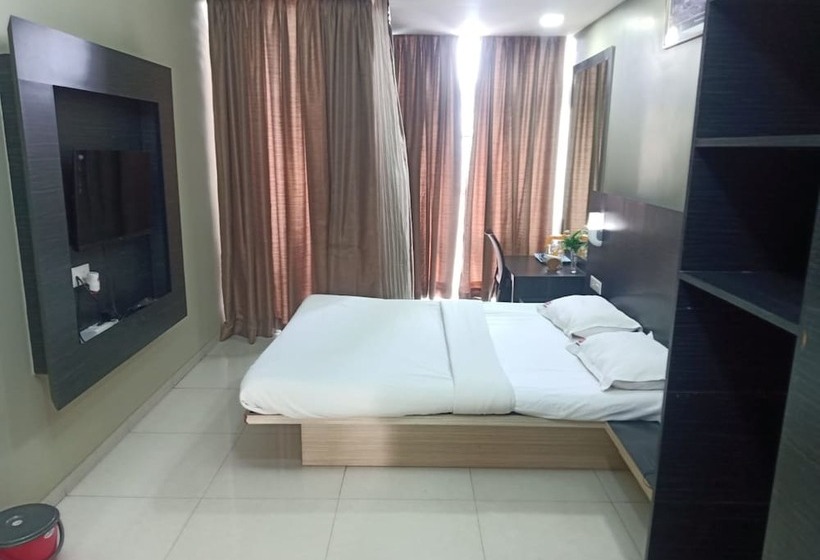 בית מלון כפרי Vits Select Grand Inn, Ratnagiri