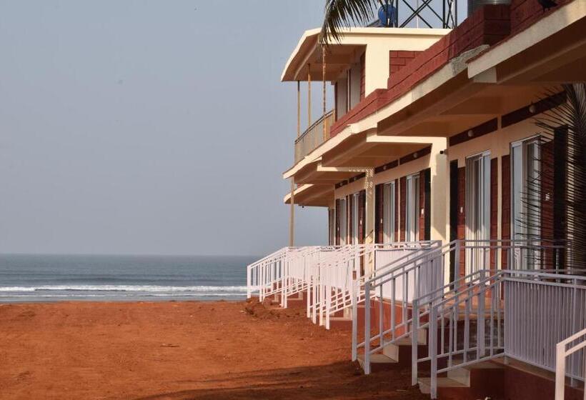 Отель Sea Luxe Beach Resort