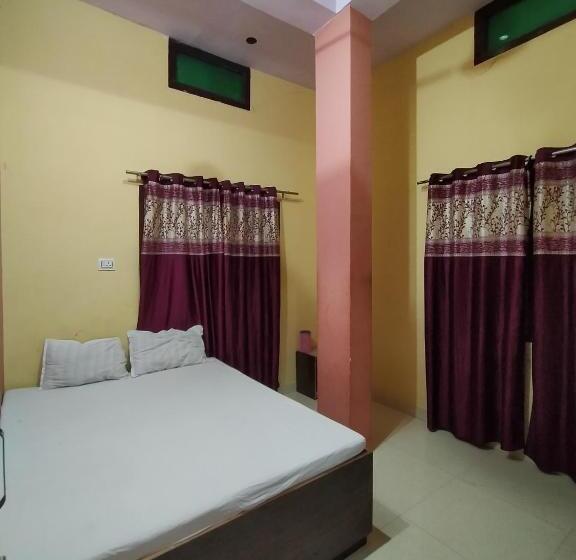 Pensão B.s. Guest House