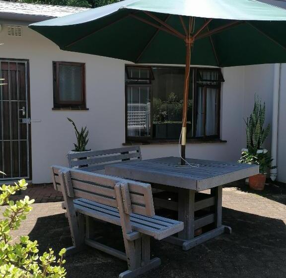 Пансион Fair Haven Guest Suite Self Catering