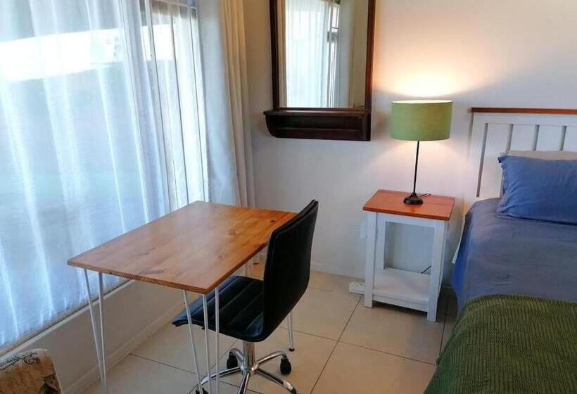 Пансион Fair Haven Guest Suite Self Catering