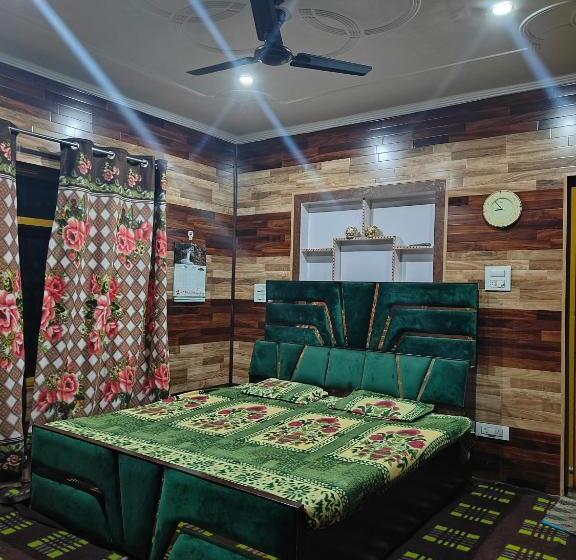 Pensão Reshi Guest House