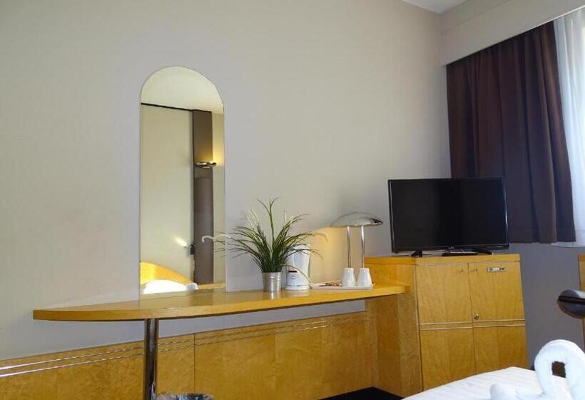 Пансион Room In Apartment   Value Stay Brussels South   Comfort Studio   Twin