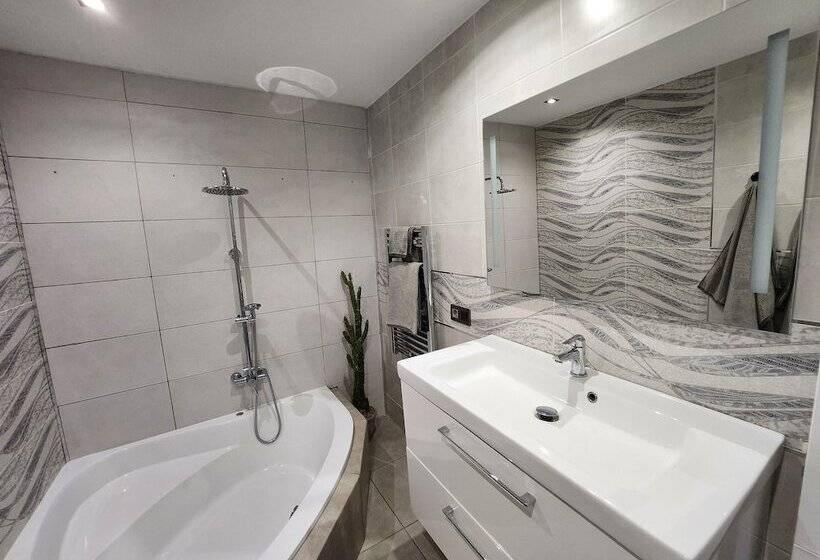 تختخواب و صبحانه Casa Salvia Guesthouse Icod