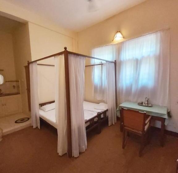 Bed and Breakfast Cure Monastery