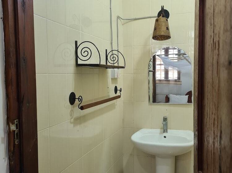 تختخواب و صبحانه Sulkhan Serviced Apartment