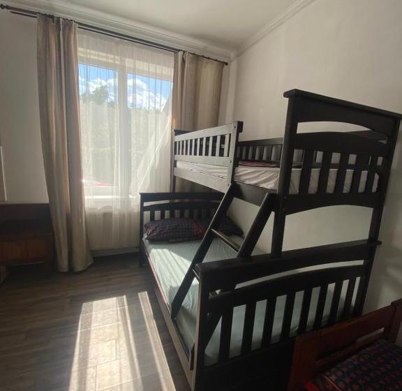 Hostel Serge